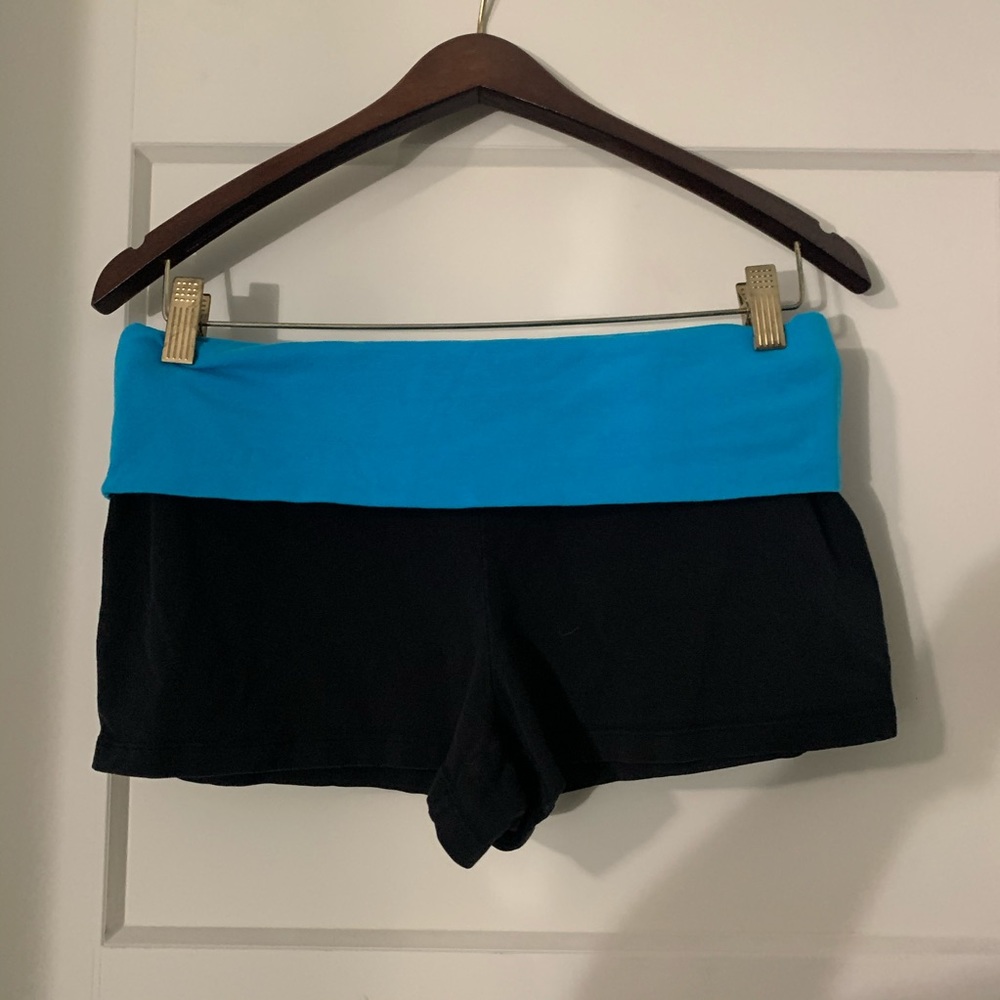 No Boundaries Yoga Shorts